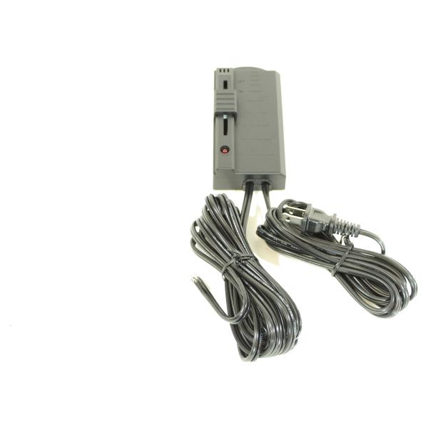 BLACK 500 WATT MAX FOOT DIMMER W/LCD LIGHT. 10FT OUTPUT CORD AND 6FT POWERCORD. 120V, 60HZ, 4.2A.