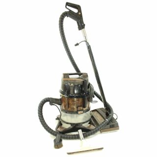 Reconditioned Rainbow SE with all tools and 1 year warranty