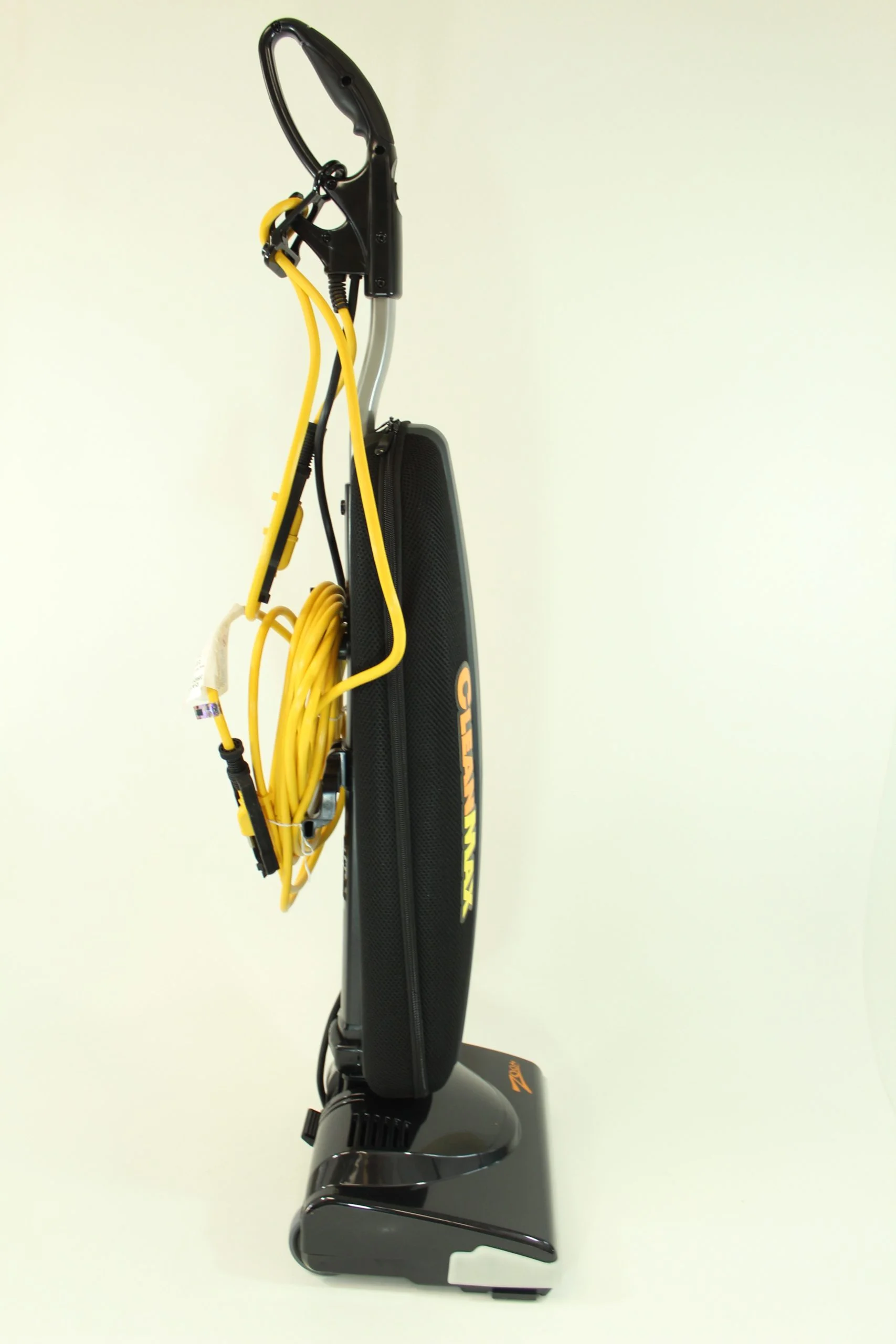 CleanMax Zoom 13in commercial 5.5 amp 2 speed motor uses cln-clh-6 hepa media bags