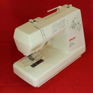 Reconditioned Singer 384.18024000 Sewing Machine