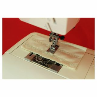 Reconditioned Singer 384.18024000 Sewing Machine