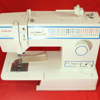 Reconditioned Singer 5932 Mechanical Sewing Machine