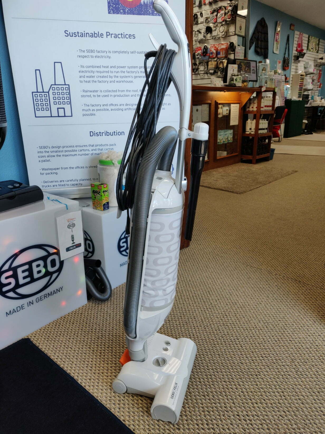 Open Box / Store Exchange / Factory Reconditioned Sebo Felix