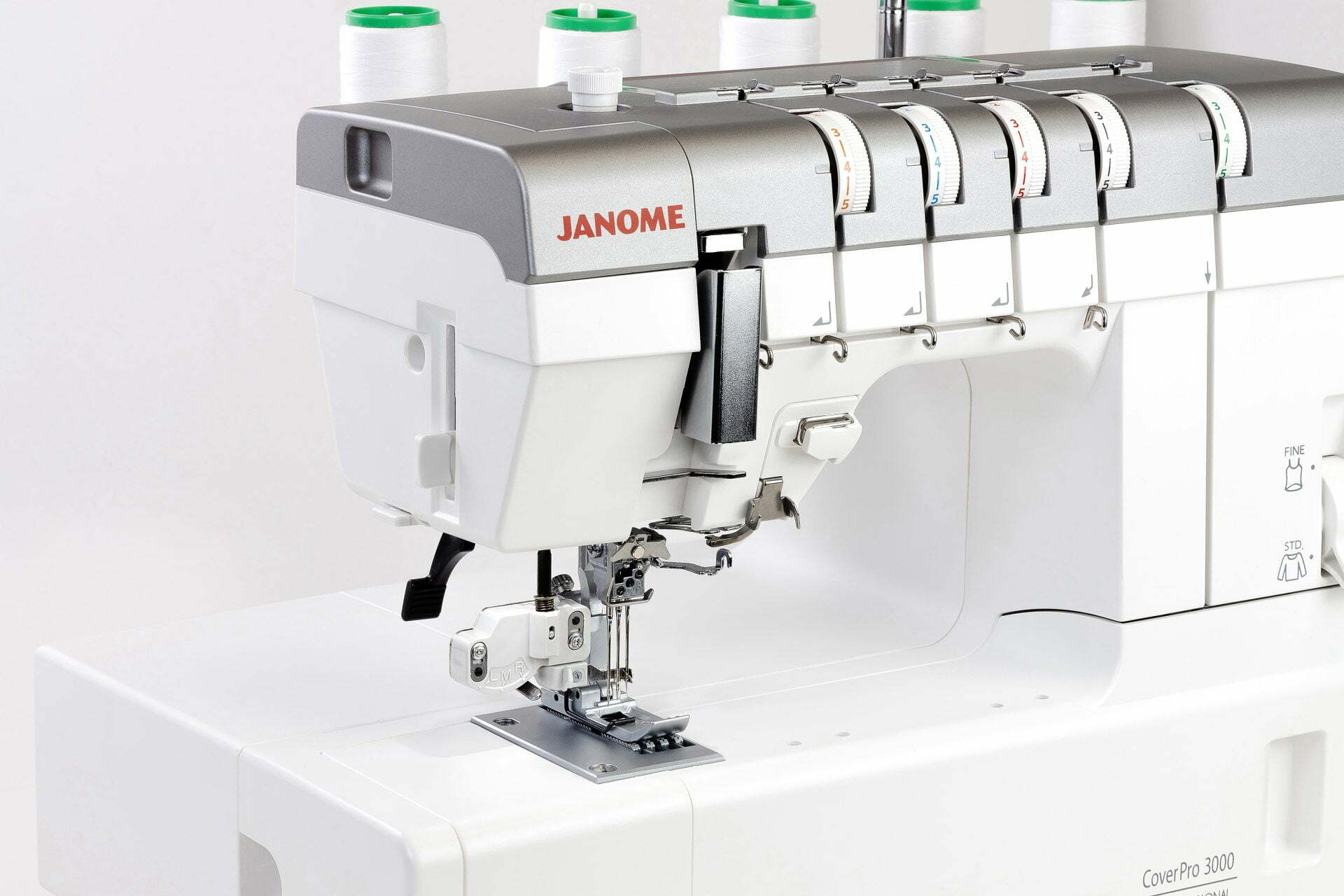 Janome Cover Pro 3000 Professional - Image 4