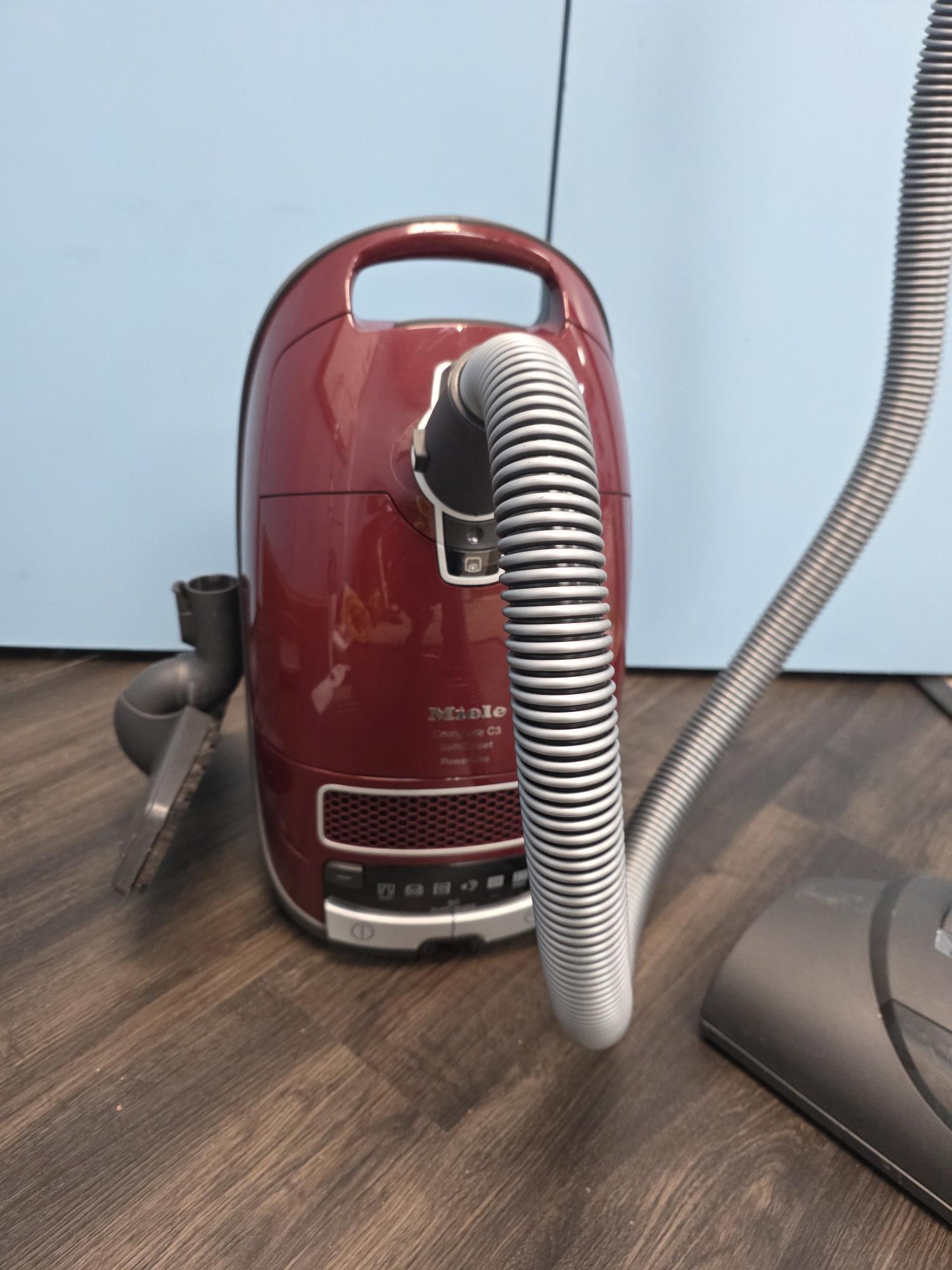Reconditioned Miele Soft Carpet w/ 1 Year Residential Warranty - Image 3