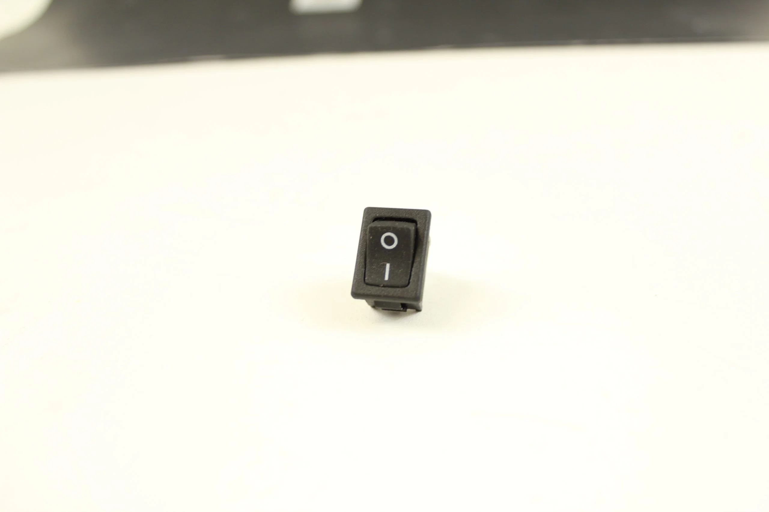 Power switch for Simplicity Sport and Riccar Supraquick - Image 2