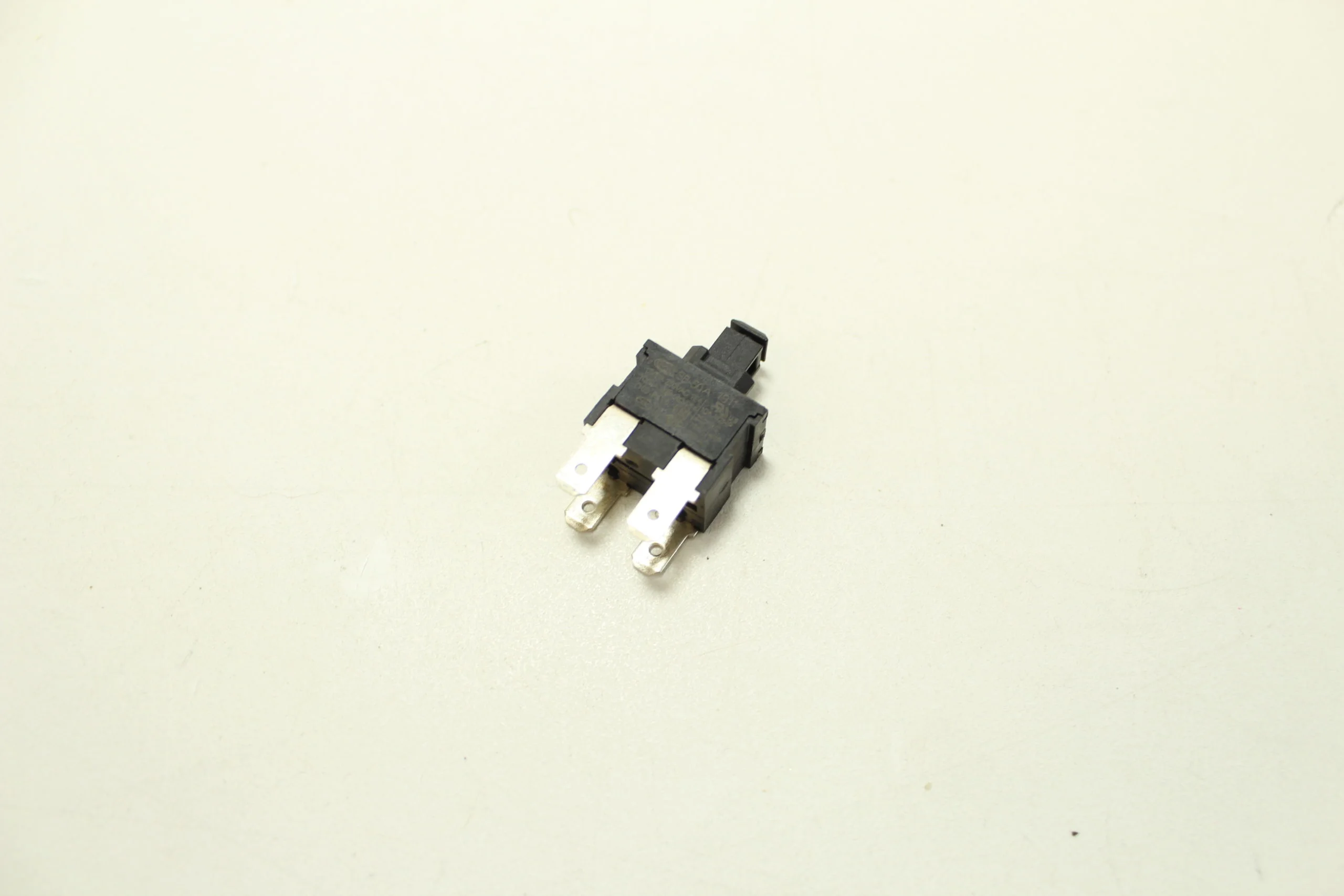 Push Button Kit for CleanMax Backpack Vacuum - Image 3
