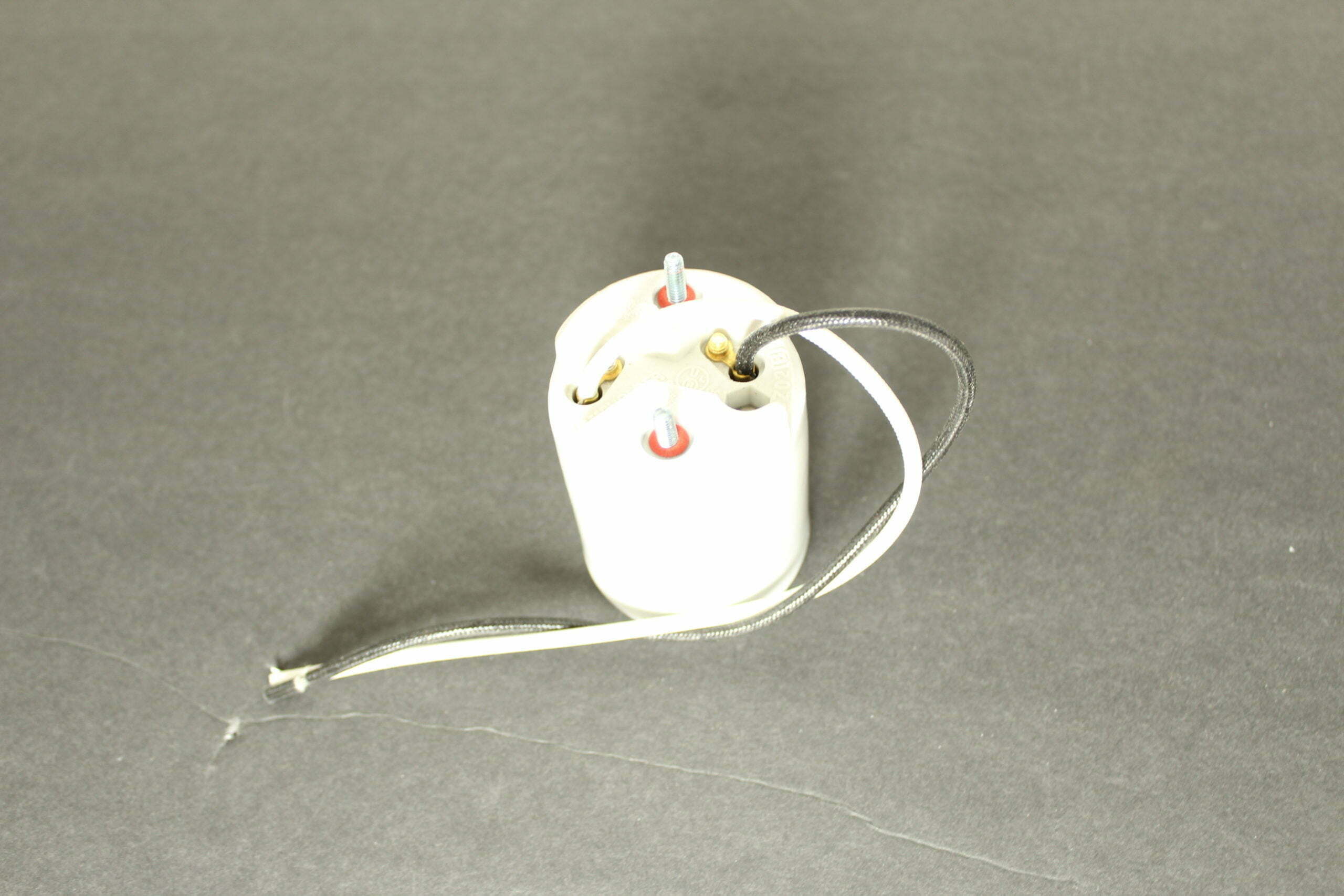 Heavy Duty Keyless Mogul E-39 Glazed Porcelain Socket - Image 2