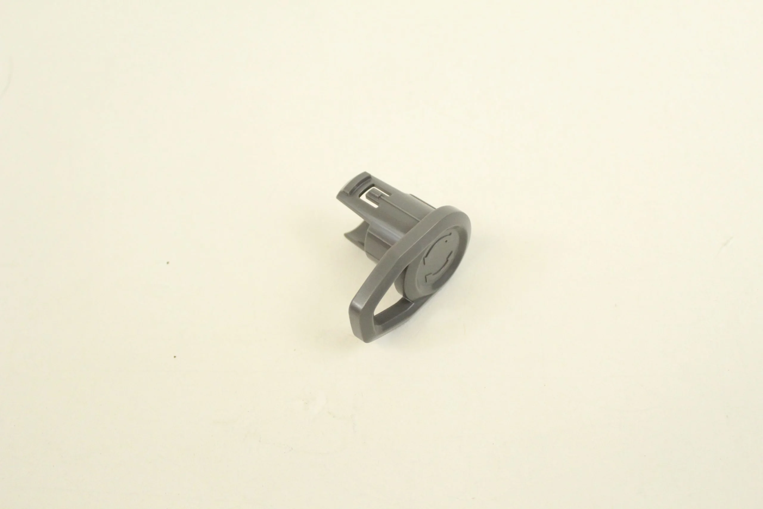 Cord Wrap Knob Med Cool Grey Bissell repair part number: 1610507