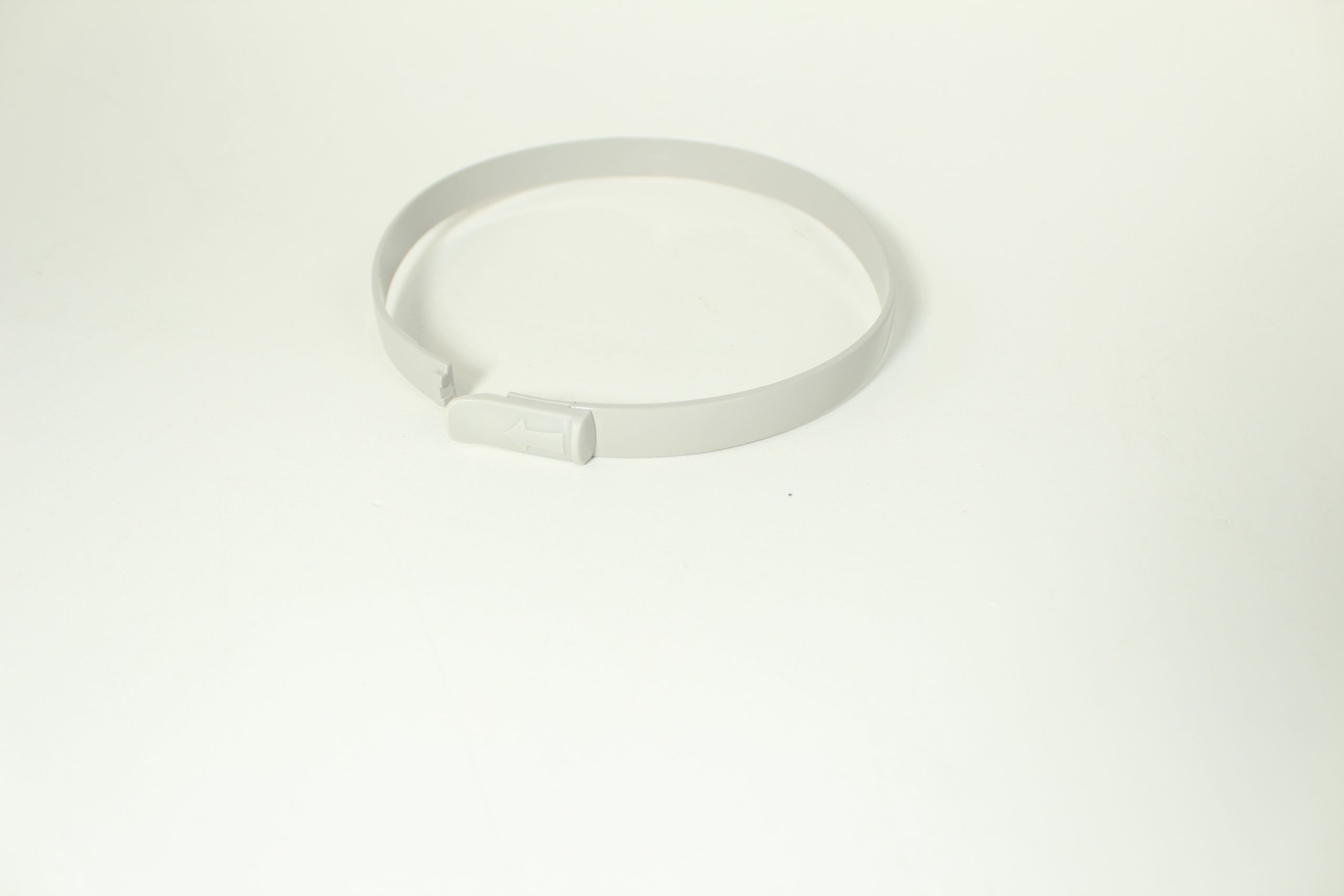 Exhaust Filter Clamp, for FELIX White (light gray) Sebo vacuum cleaner repair part - Image 4