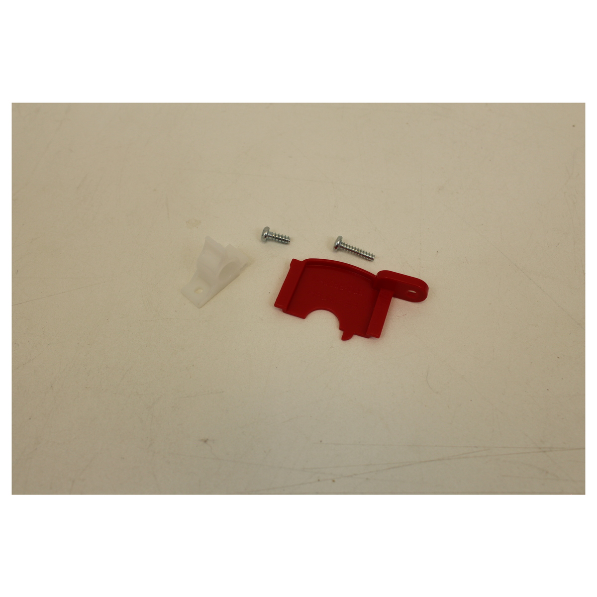 BELT SIDE CLIPS RED WHITE Bissell repair part number: 2030127