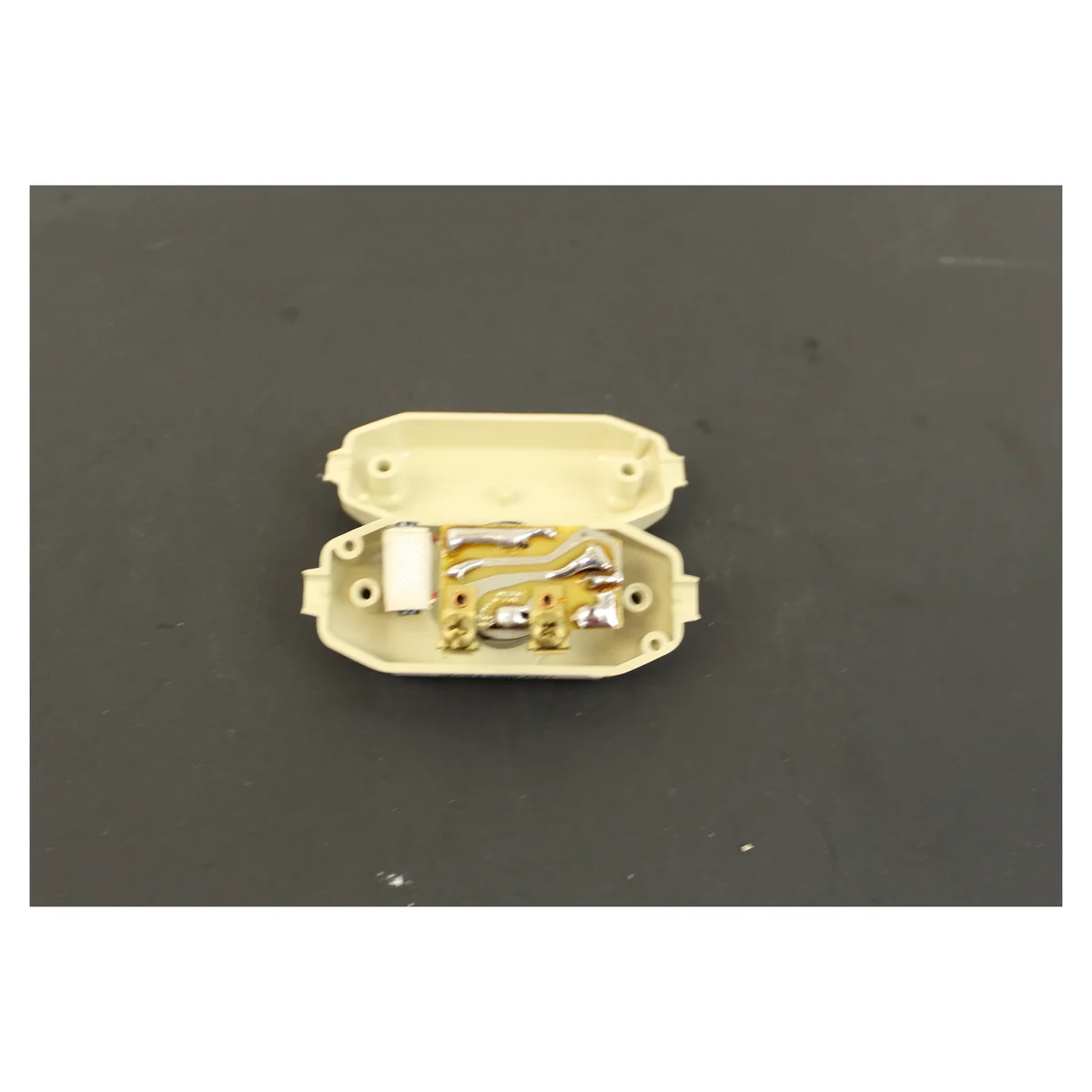 In-Line Single-Pole, Feed-Through Rotary Lamp Cord Dimmer - Ivory - Image 2