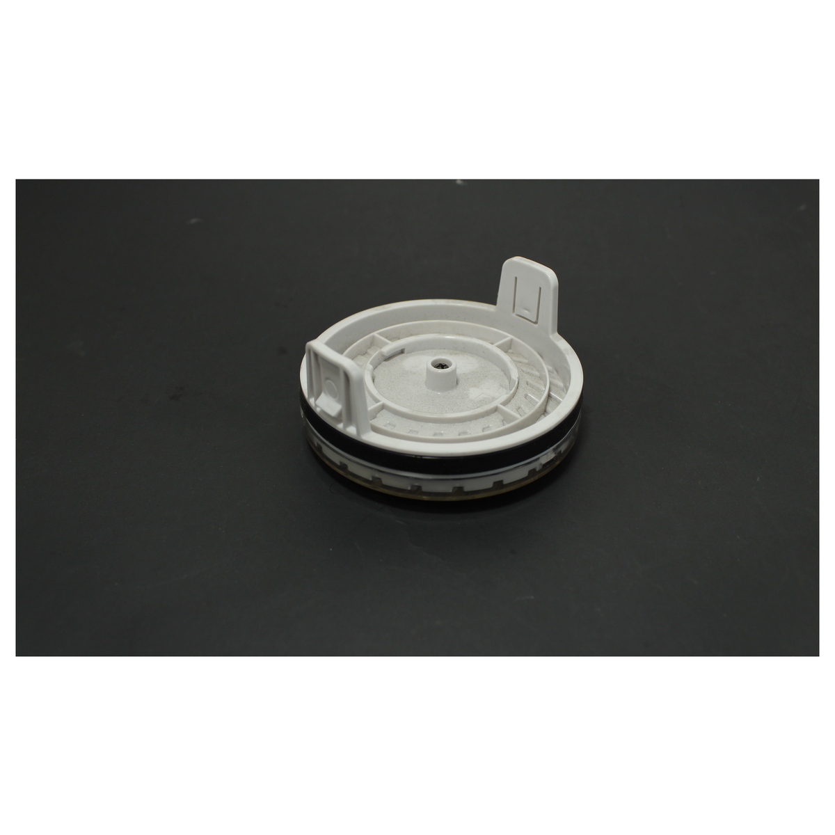 Filter Top Assembly Part Number C240-0200 for Simplicity Models S65, S65D, S65P, S65S - Image 2