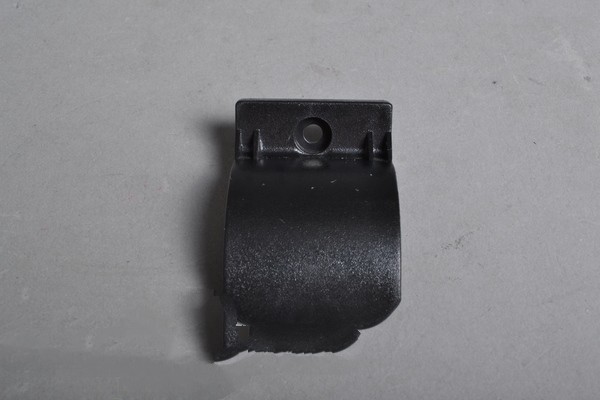 Clip-Bernina 6500 Hose Retainer - Black For: evolution-bernina