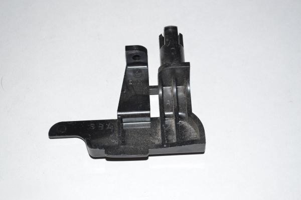 Latch Lock R/H Hoover F5867 Steam Vac For: hoover