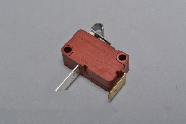 Safety Switch - Proteam Proforce 1500
Shuts Off Brushroll For: proteam
