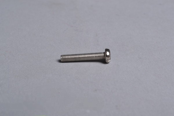 Screw-H/L Socket-6600 Bernina For: evolution-bernina