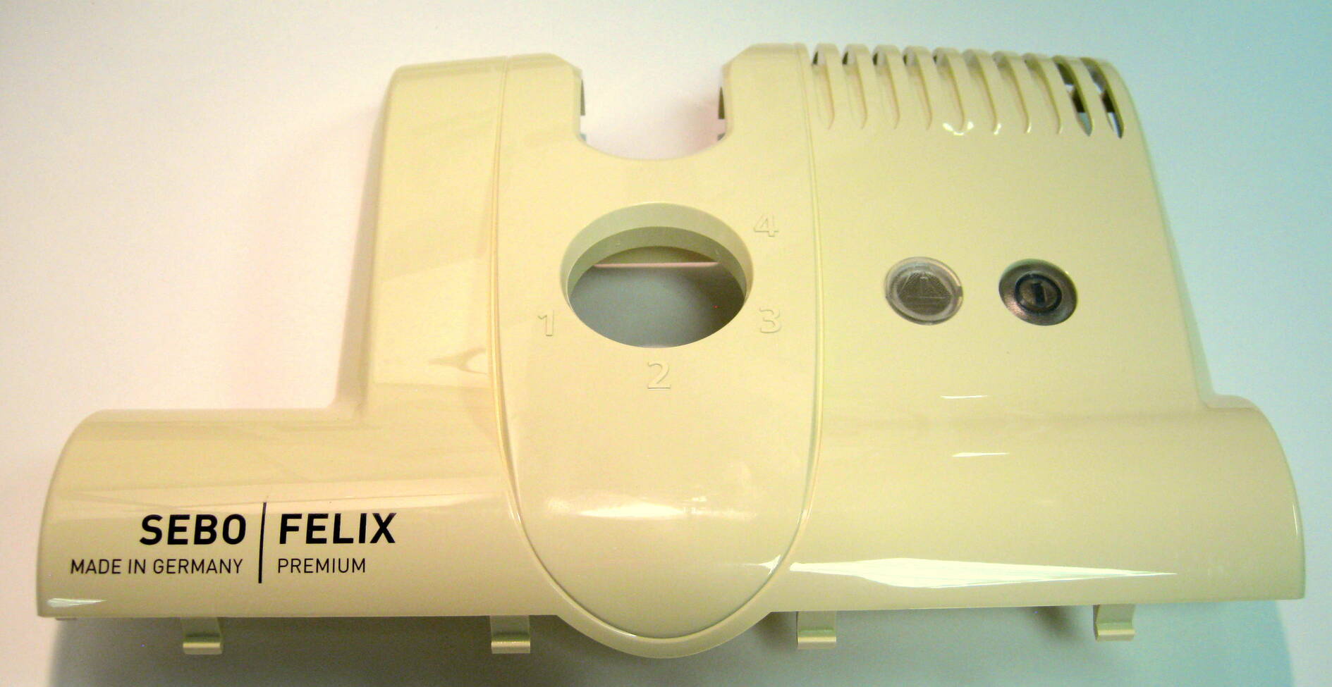 Refer to 2331WESE Power Head Cover, with FELIX print, for ET-1 (cream) Sebo vacuum cleaner repair part