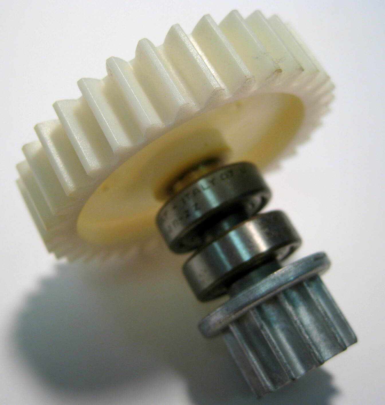 Gear Wheel 34, L.H., for duo Sebo vacuum cleaner repair part