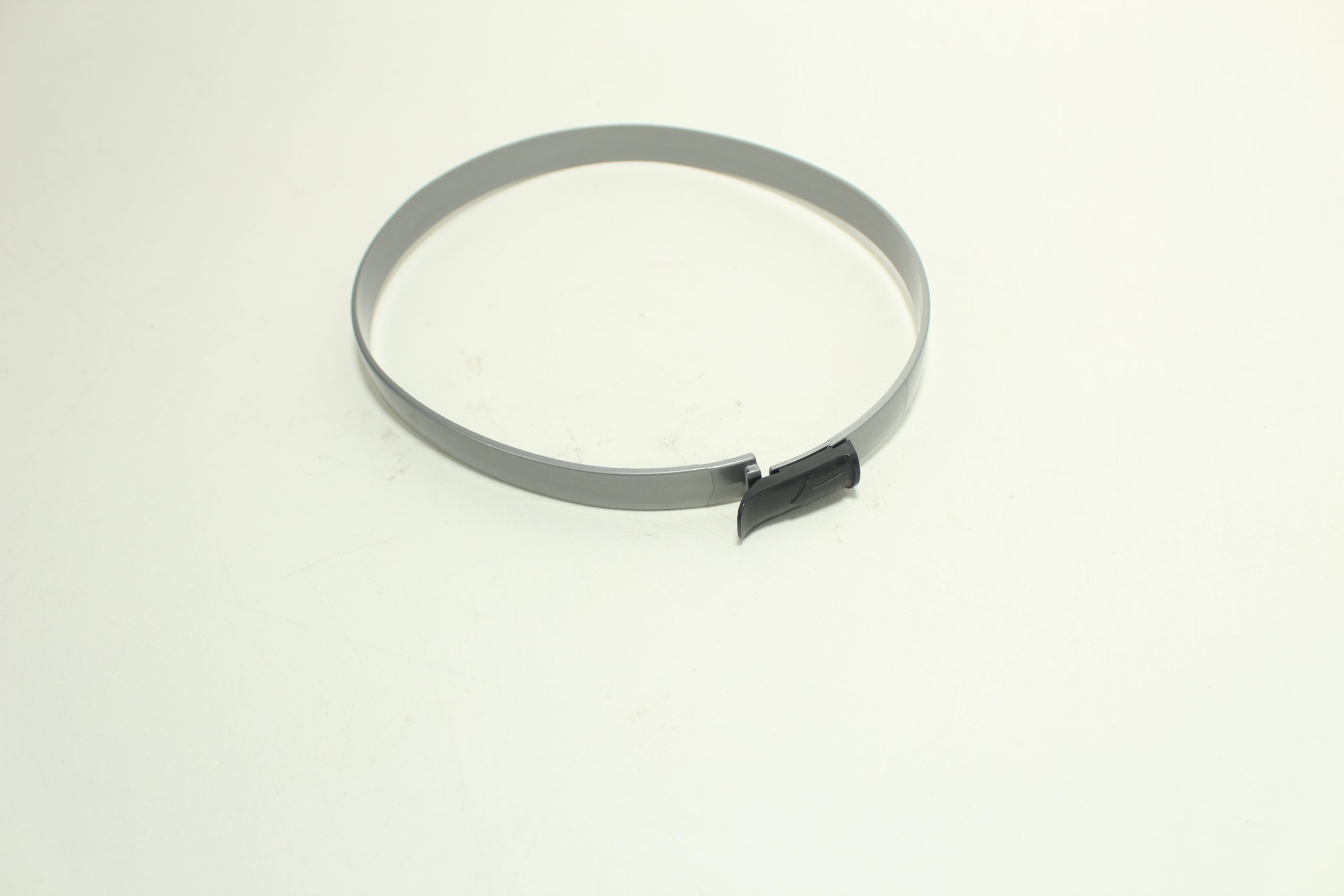 Exhaust Filter Clamp, for FELIX Onyx (silver) Sebo vacuum cleaner repair part - Image 3