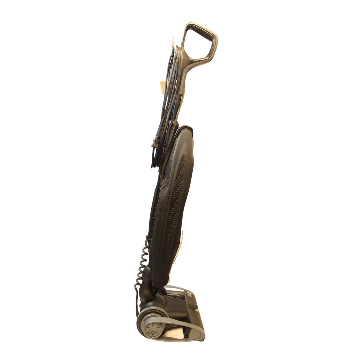 Pre-owned Oreck Discover Upright Vacuum - 1 Year Warranty - Image 3