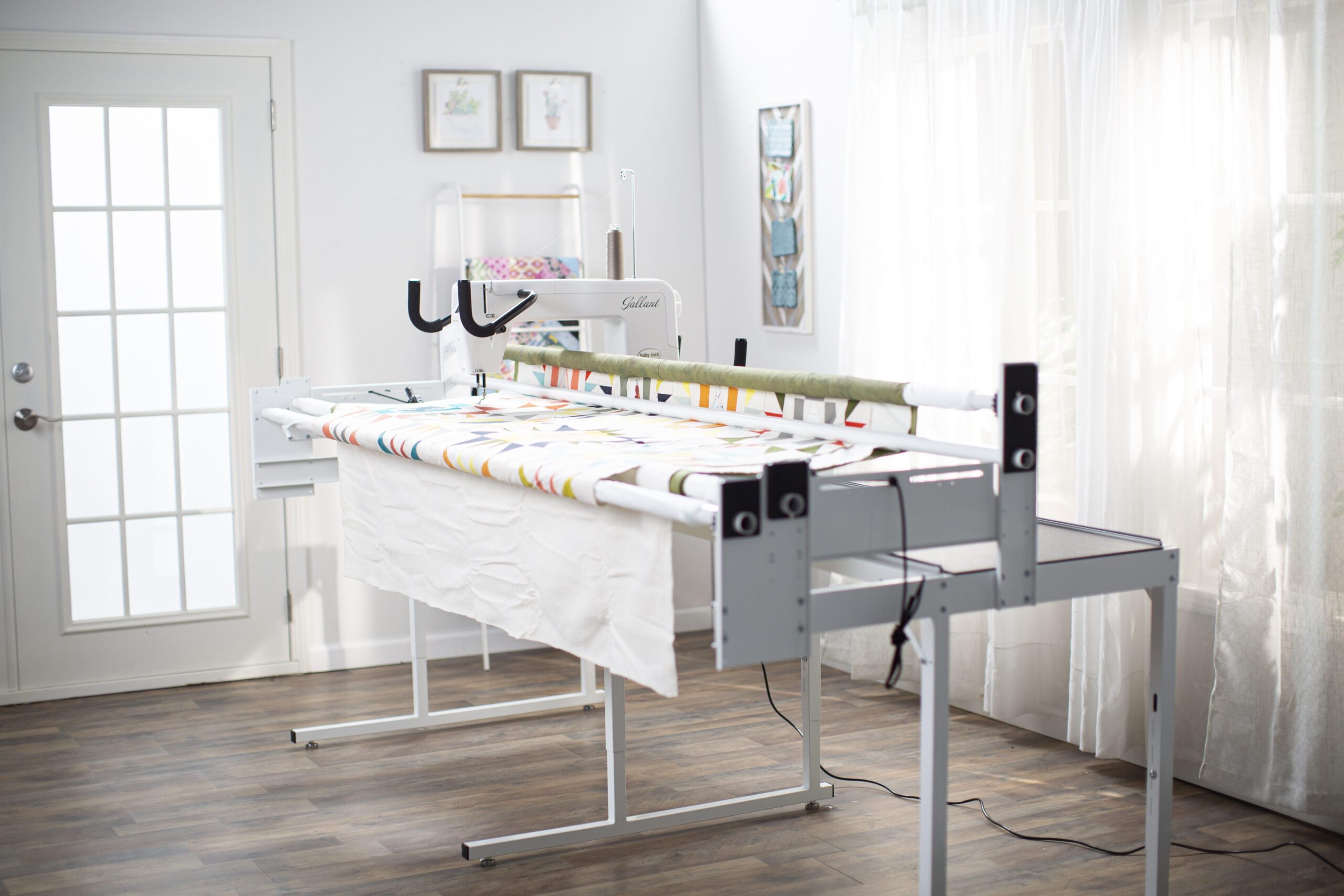 Baby Lock Gallant – Frame-Mounted Power for Big, Beautiful Quilts with Villa2 Frame - Image 22