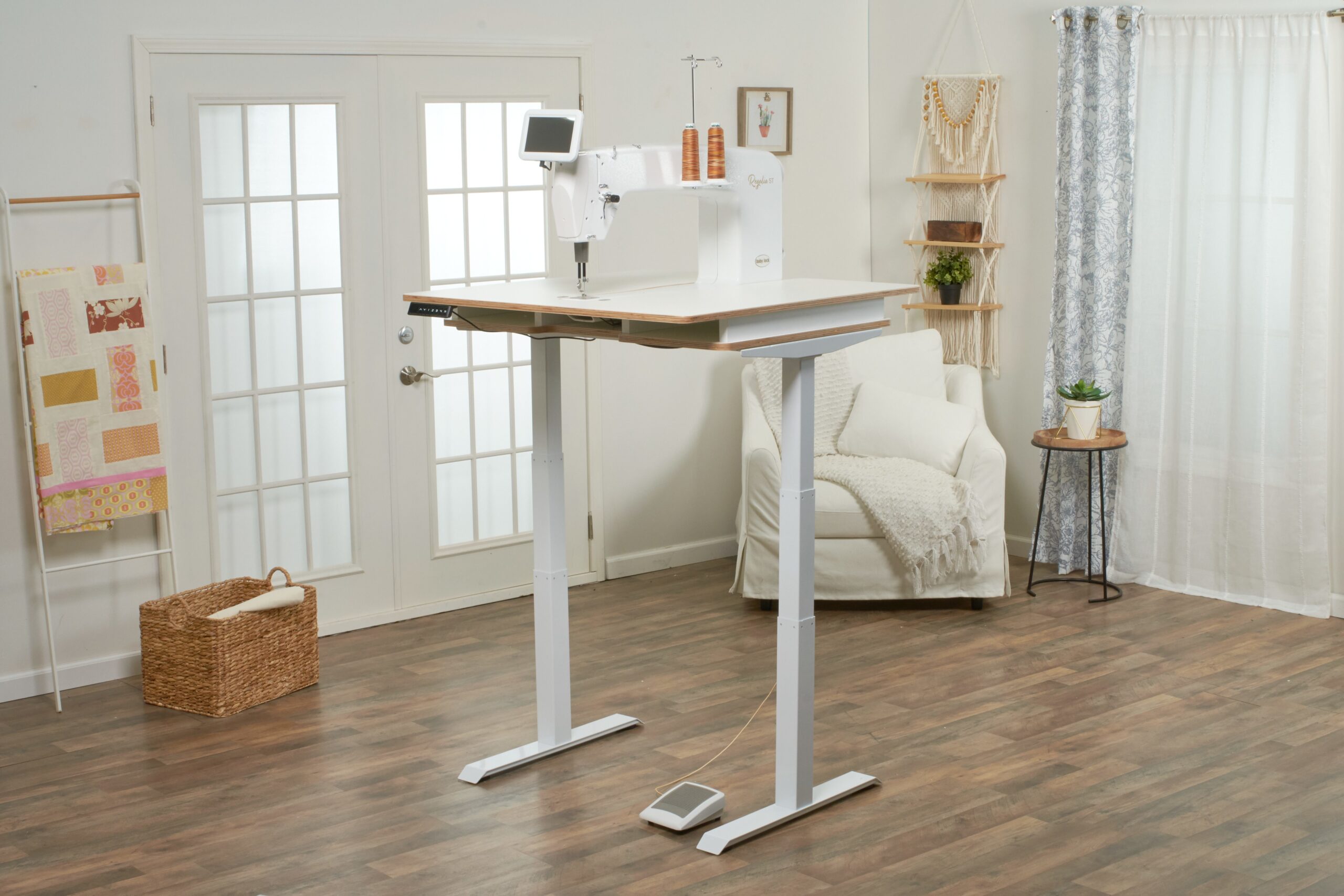 Baby Lock Regalia ST – Power and Precision for Serious Quilters w/lift table