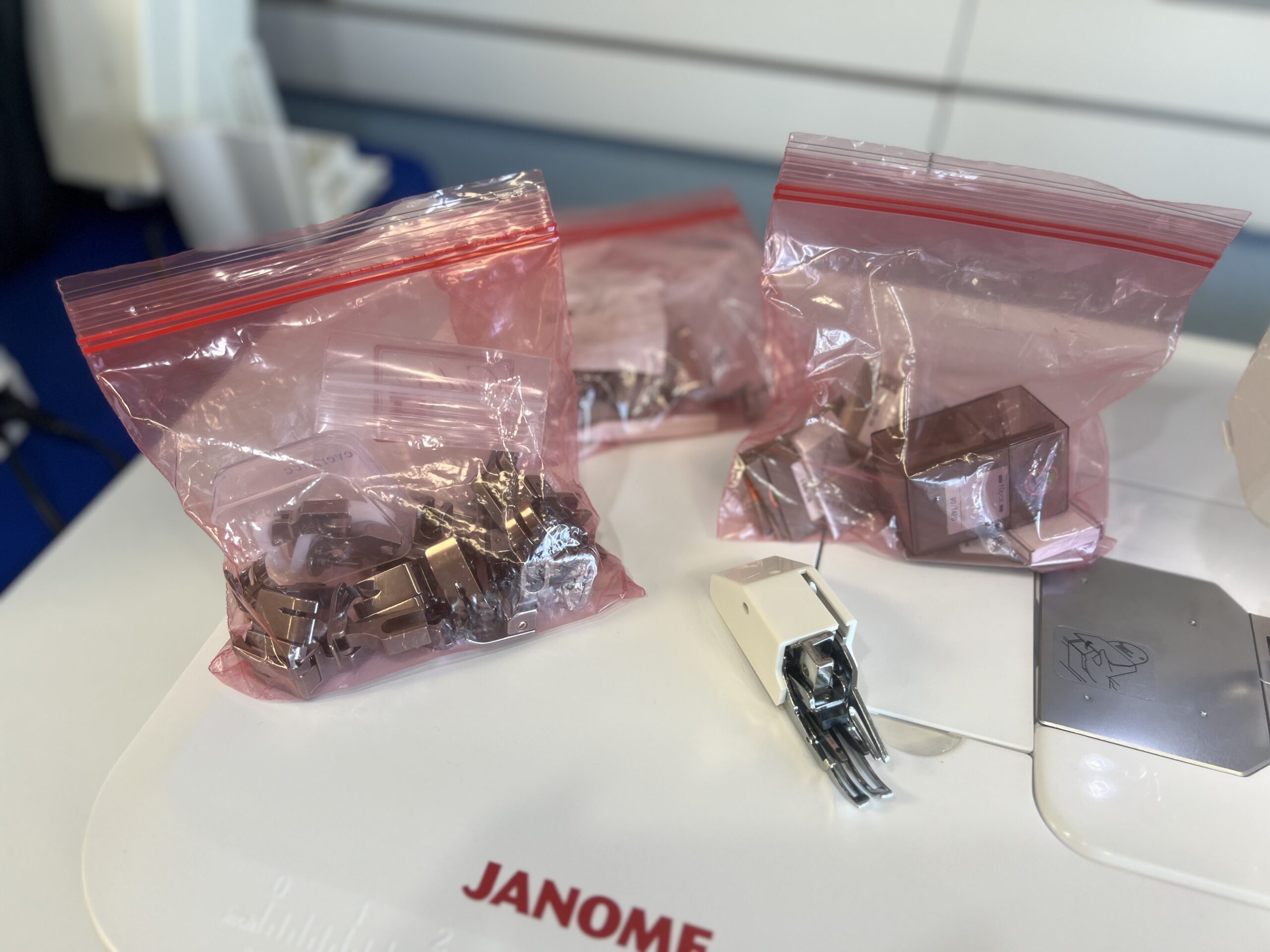 Pre owned Janome HD9 with custom stand and table - Image 4