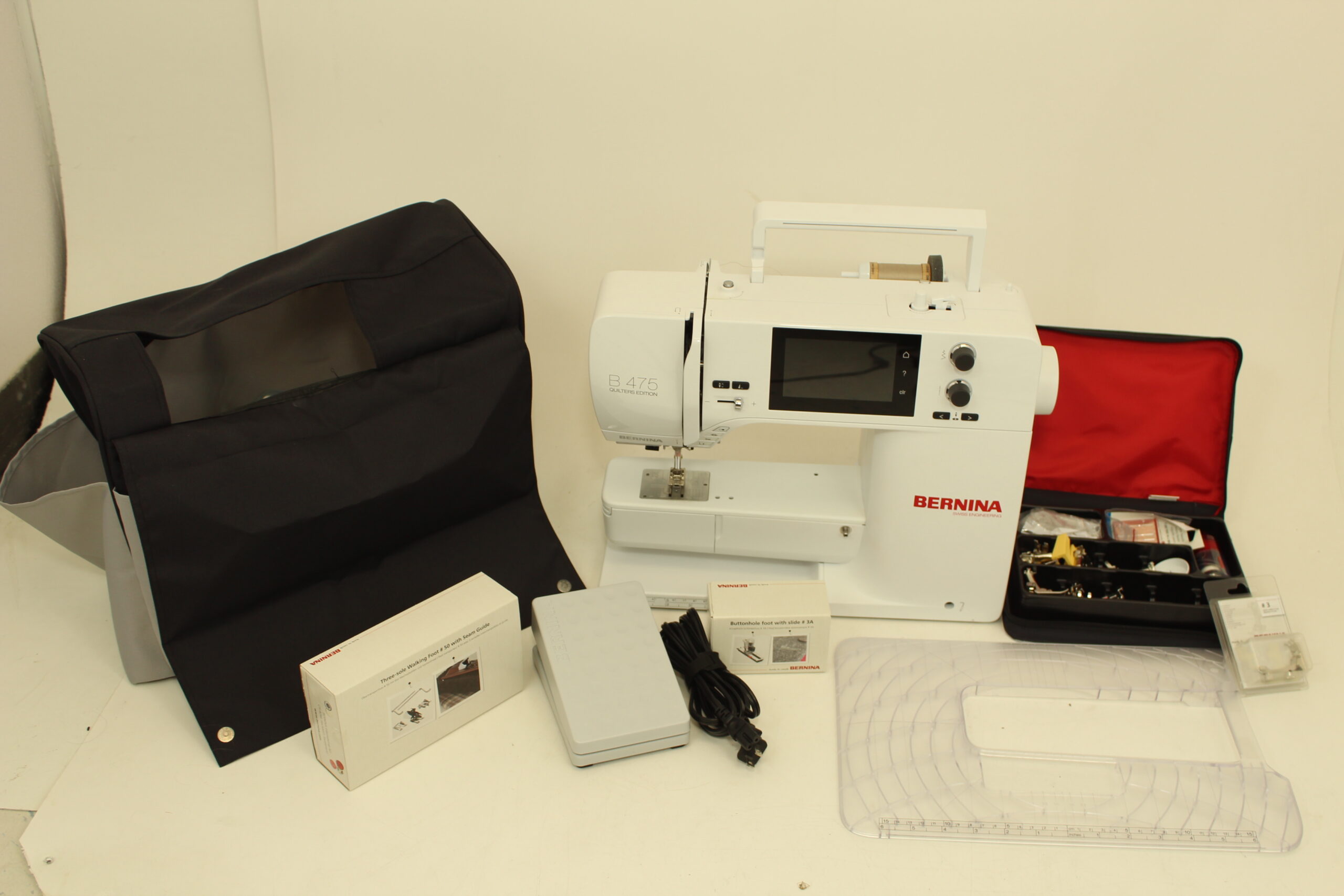 Reconditioned Bernina B475 Quilter's edition 90 day warranty with some accessories only - Image 10