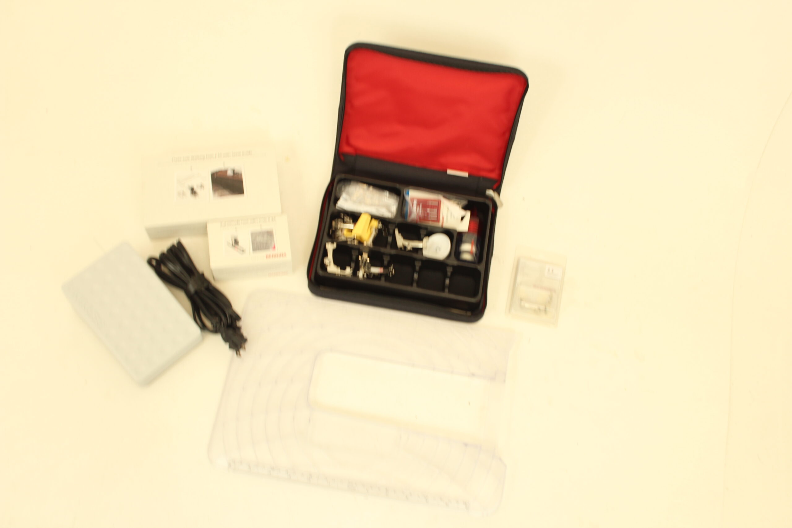 Reconditioned Bernina B475 Quilter's edition 90 day warranty with some accessories only - Image 12