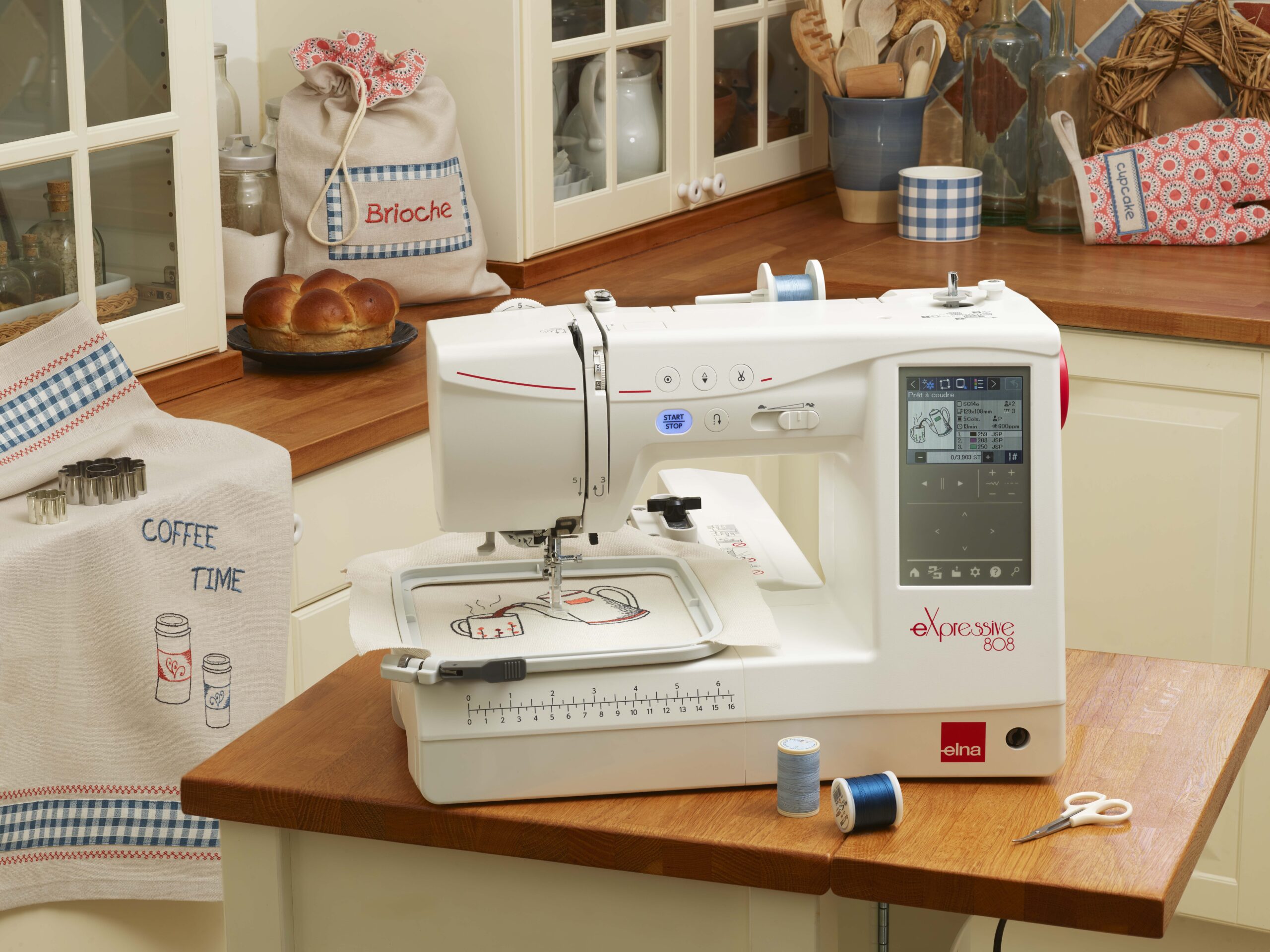 Elna eXpressive 808 sewing machine - Image 5