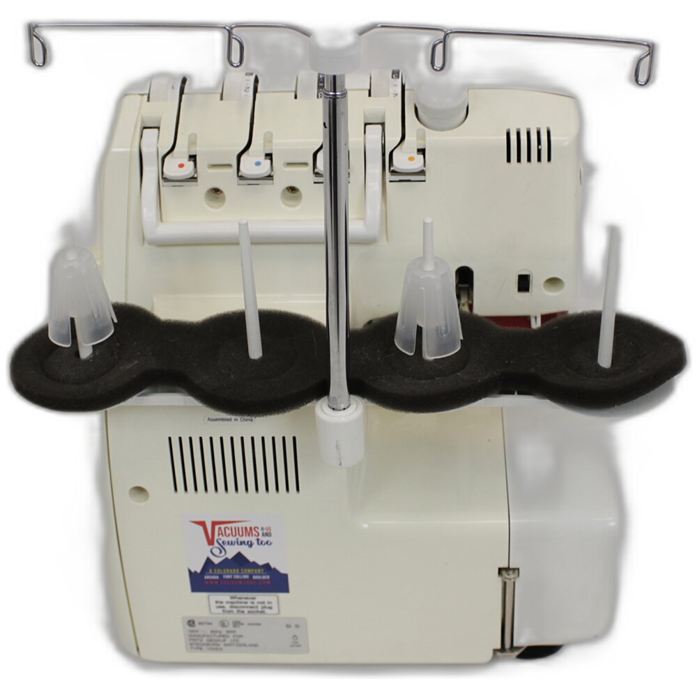Reconditioned Bernina Serger 1100DA with 90 day warranty - Image 5