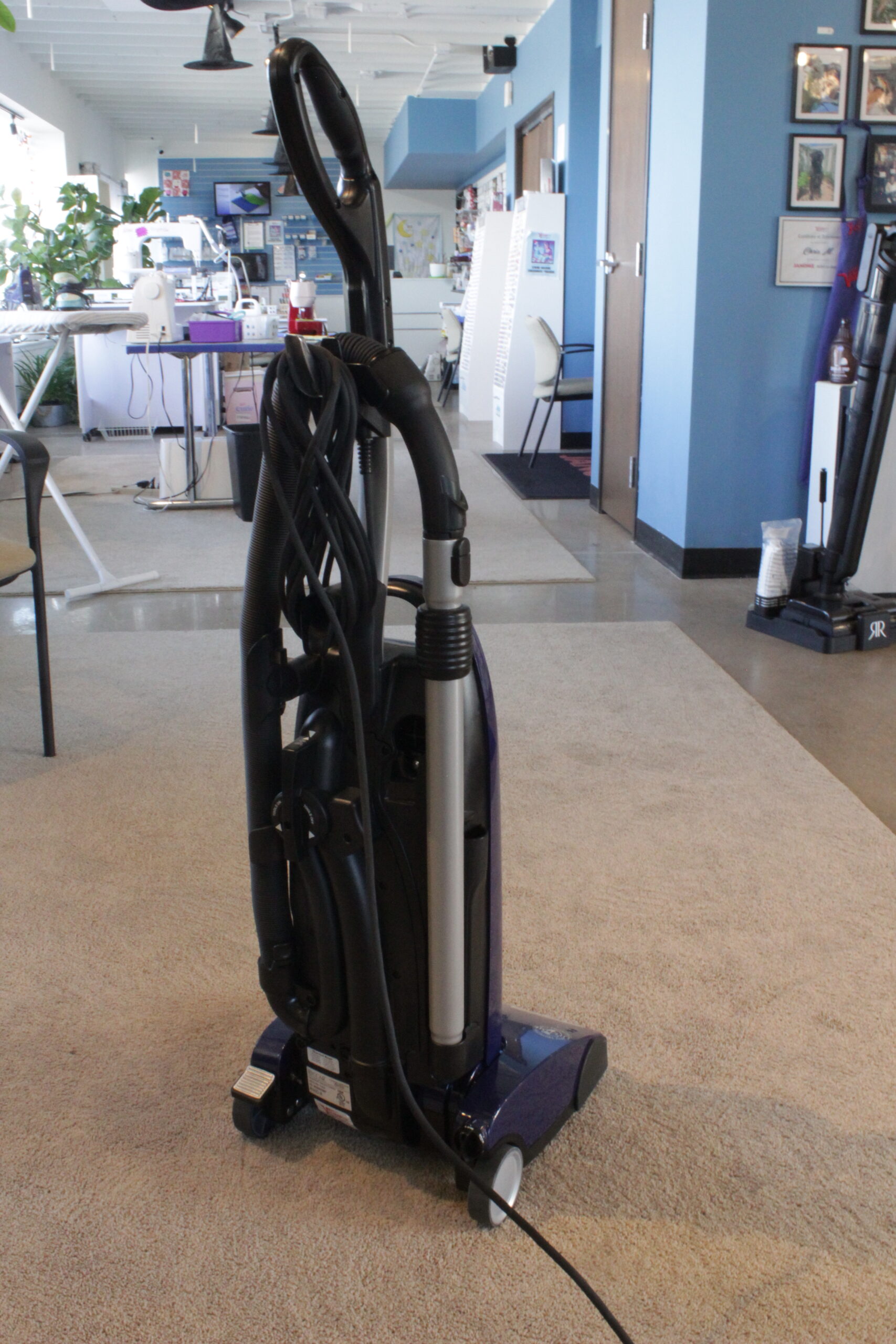 Reconditioned Riccar R30D Tandem Air Anniversary Edition Upright Vacuum w/ 1 Year Warranty - Image 4